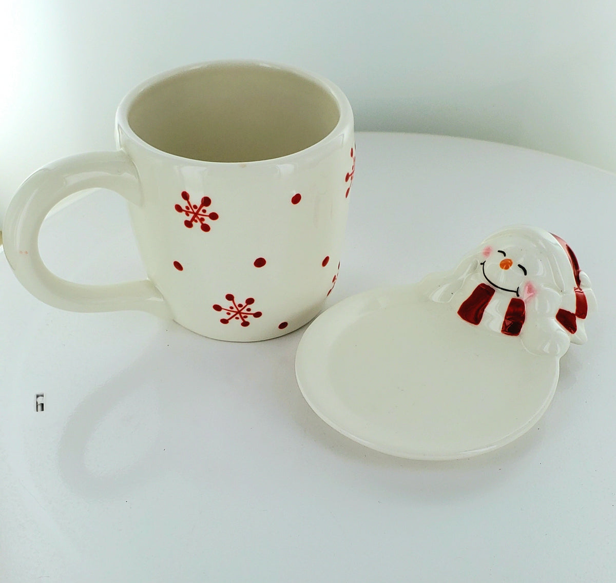 Snowman Porcelain Teacup and Saucer - Set of 4