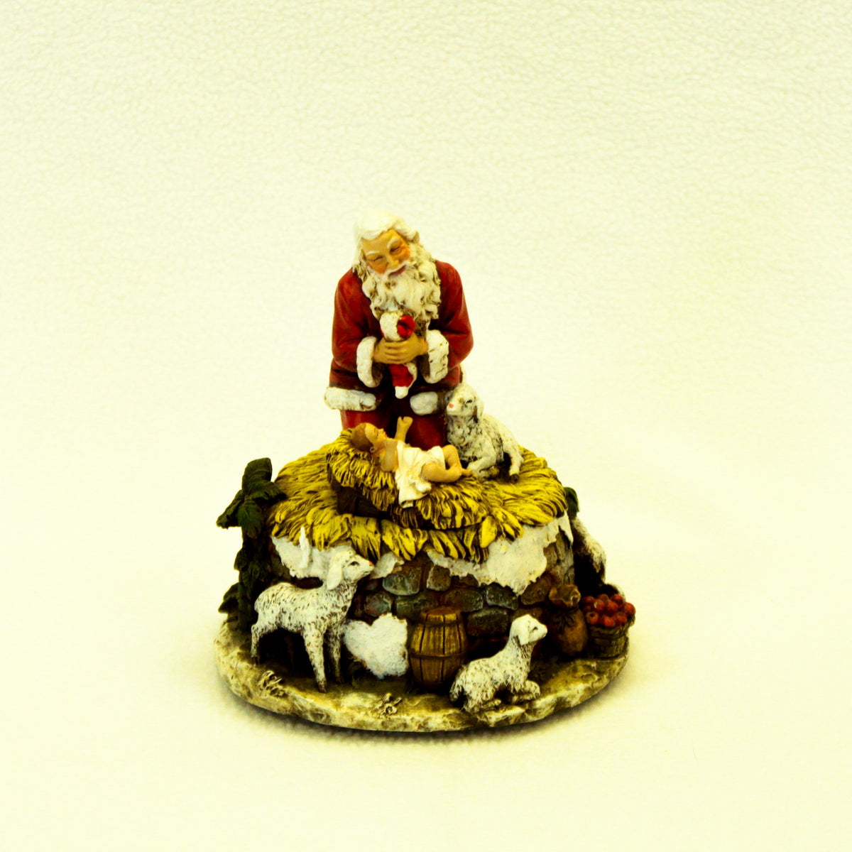 RI26783 Santa Claus Christmas Store