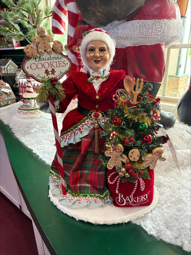 Lighted Mrs. Claus's Goodie Bakery